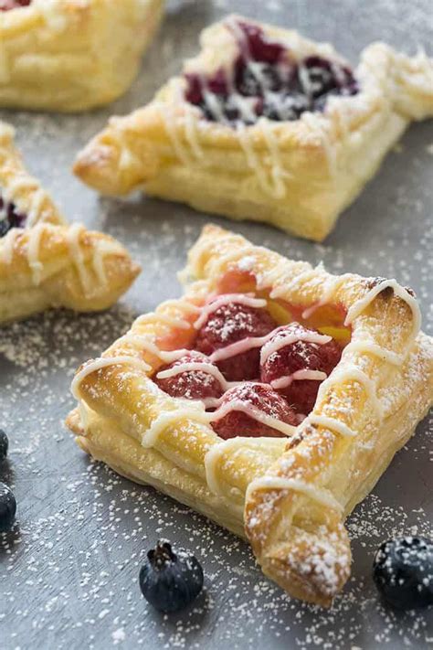 Berry and Cream Cheese Puff Pastries (Step by Step Photos) | Foodtasia ...