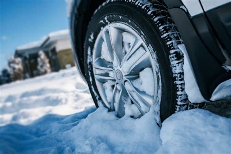 Can All Season Tires Drive on Snow?