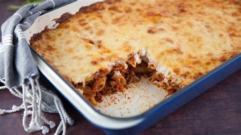 The World's Best Recipes: Greek lamb pastitsio