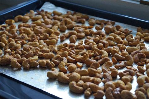 How to Make Indian-Spiced Oven Roasted Cashews Recipe in 15 Mins