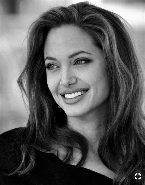 Angelina Jolie | Angelina jolie, Angelina jolie 90s, Celebrities