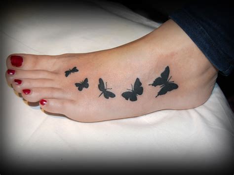 25 Cute Butterfly Foot Tattoo Design Ideas For Girls – EntertainmentMesh