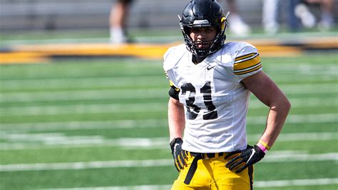 Jack Campbell is healthy. Is he Iowa football's next breakout star?