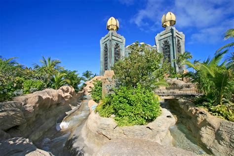 Atlantis Water Park: 7 Reasons to visit Atlantis Aquaventure in Bahamas!