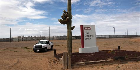 Hunger Strike At Arizona Detention Center After Immigrant's Mysterious Death | HuffPost