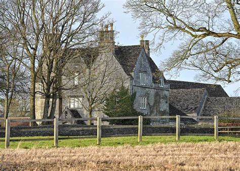 Zara Phillips & Mike Tindall's home could be The Holiday cottage | HELLO!