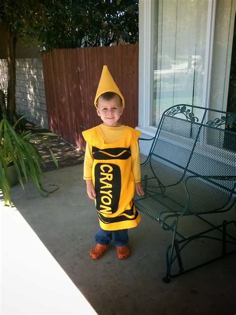 Mommy Lessons 101: DIY Crayon Costume for less than $5 | Crayon costume ...