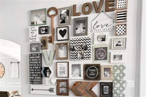 How to make a farmhouse style gallery wall - Farmhousehub