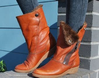 Vintage 80's Brown Leather Fuzzy Winter Ankle Boots