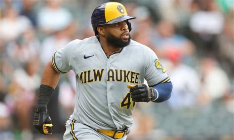 Milwaukee Brewers could move away from Wisconsin, says report - SportsPro