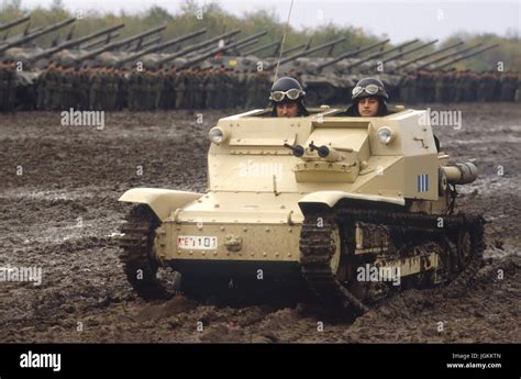 Italienische Armee, L3-35 leichte Panzer des zweiten Weltkriegs ...