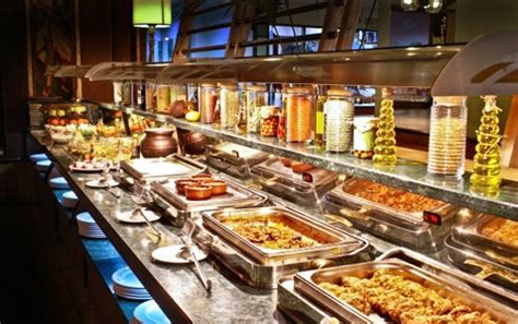 Is food on cruise ships available around the clock? | Crew Center