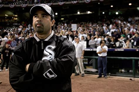 Ozzie Guillen to interview for White Sox manager job