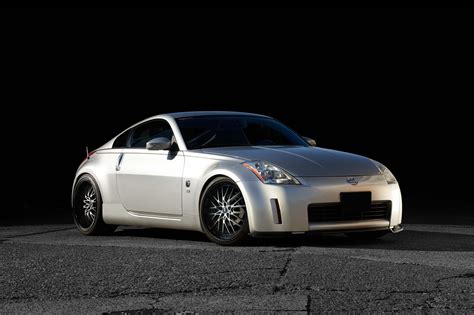 Nissan 350Z/370Z Wheels | Custom Rim and Tire Packages