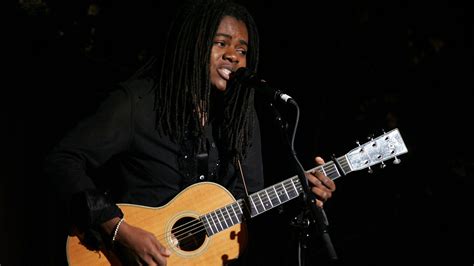 Tracy Chapman gets love from country star who covered 'Fast Car'