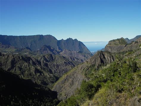 Cirques of Cilaos and Mafate - walk, hiking, trekking Reunion Island - Alizés Montagnes - Ile de ...