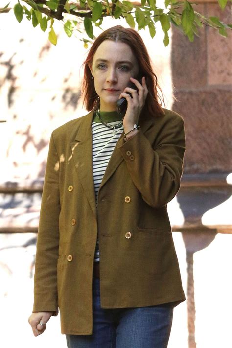 Saoirse Ronan - Filming 'Lady Bird' in New York