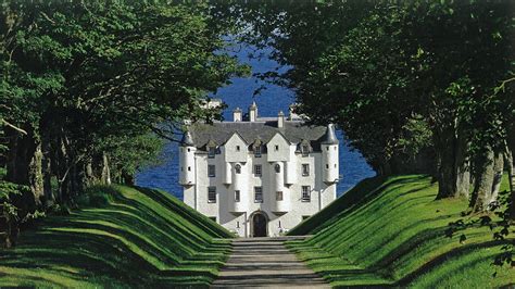 Dunbeath Castle, originally built in 15th century and extensively remodelled in the 17th century ...