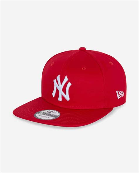 The Coolest Men's Baseball Cap Brands (2024)