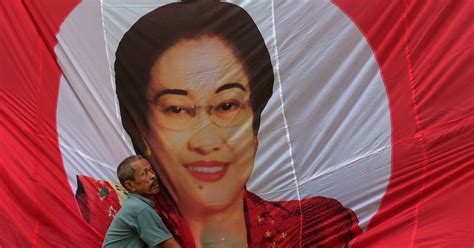 Ex-Indonesia leader Megawati advises cabinet not to quit amid criticism ...