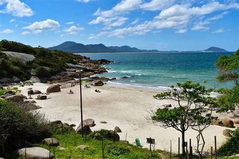 Best beaches in Florianópolis: a complete 2024 guide - Career Gappers