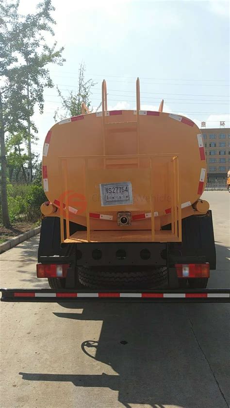 SINOTRUK HOWO 4x2 5000L Drinking Water Delivery Truck 5m3 Water Truck ...