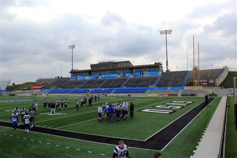 Stadium Gallery: Lubbers Stadium, Grand Valley State | Grand valley state, Grand valley state ...