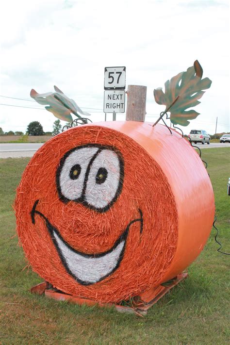 Hay Bale Fall Decor, Hay Bale Decorations, Christmas Yard Decorations ...