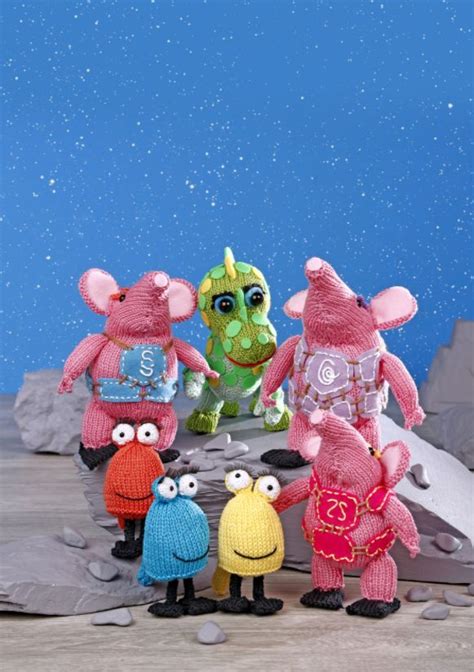 FREE PATTERN: Clangers toys | Clangers knitting pattern, Knitting ...