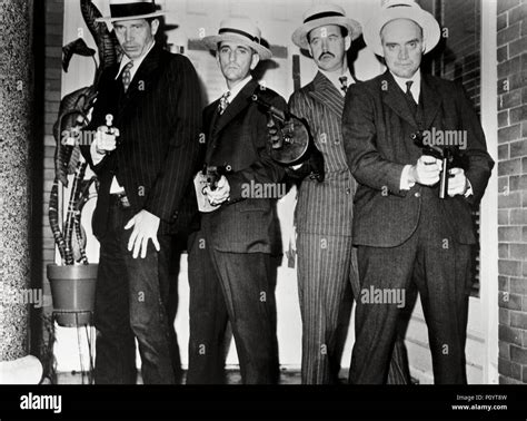 Dillinger 1973 warren oates hi-res stock photography and images - Alamy