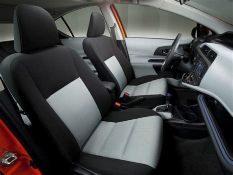 2019 Toyota Prius c: 100 Interior Photos | U.S. News