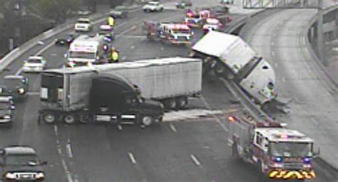 Two Semi Trucks Collide On Rainy Texas Highway Causing Massive Crash ...