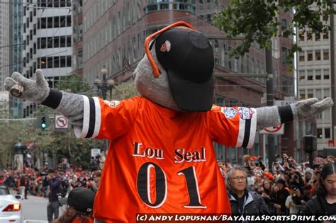 San Francisco Giants mascot Lou Seal photo - Andy Lopušnak Photography ...