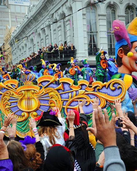 Mardi Gras Parade Krewes | Mardi Gras New Orleans