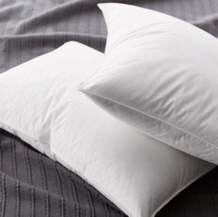 Best Hotel Pillows 2021 | Sleep Foundation