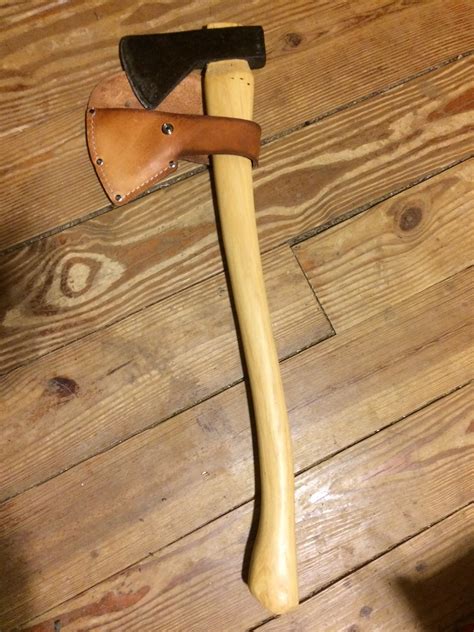 Hudson Bay Axe Leather Sheath Fits 2~ 2.25 lb. Axes. Top Grain USA Mad | Beaver-Tooth Handle Co.