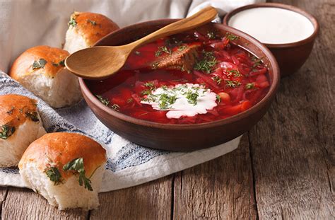 Borscht Recipe with Meat - DINENATION