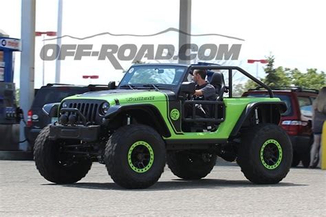 Why is the Hellcat-Powered Jeep Wrangler Trailcat Prowling the Streets ...