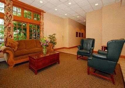 Quality Inn Pittsburgh Airport PA PIT Airport - Park Sleep Hotels