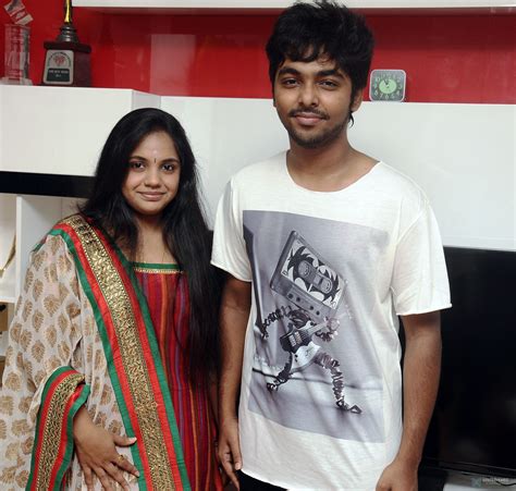 Music Composer GV Prakash Fiancee Singer Saindhavi