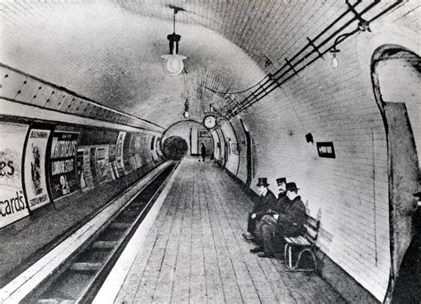 The London Underground opened onthisday in 1863. Here’s the Museum’s own tube stop in 1903 ...