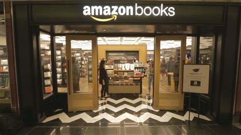 Amazon bookstore opens in New York