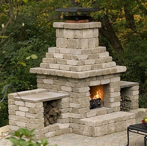 Building An Outdoor Fireplace With Cinder Block – Fireplace Guide by Linda