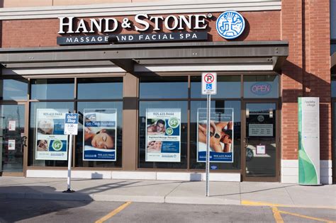 Hand and Stone announces new lobby designs - Canadian Business FranchiseCanadian Business Franchise