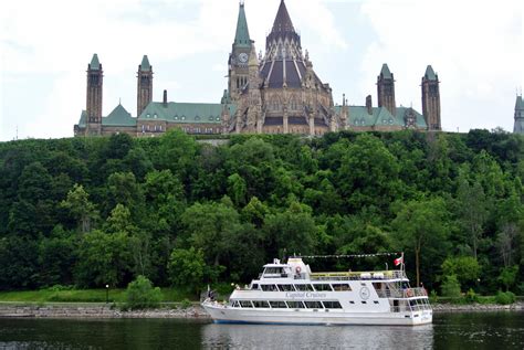 News from Canada: OTTAWA RIVER CRUISE