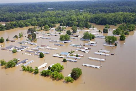 Mississippi River Floods, 2011 Photograph by Science Photo Library