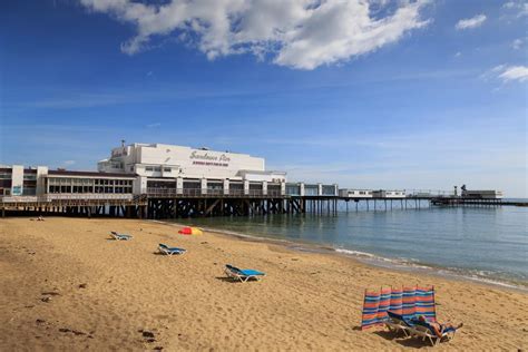 BAYSHORE HOTEL • SANDOWN • 3⋆ UNITED KINGDOM • RATES FROM £72