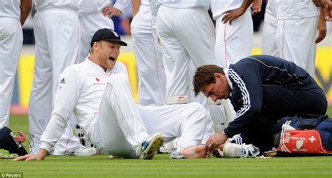 ASHES 2009: Freddie Flintoff shocks England by quitting Test cricket ...