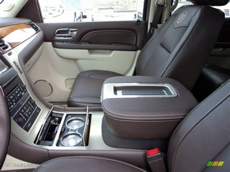 2012 Cadillac Escalade Platinum interior Photo #56497167 | GTCarLot.com