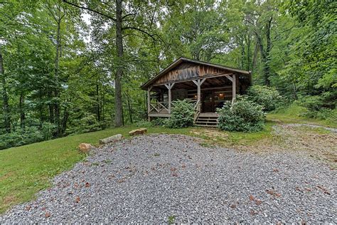 Romantic Asheville Cabins | Asheville Romantic Cabins Hot Tub